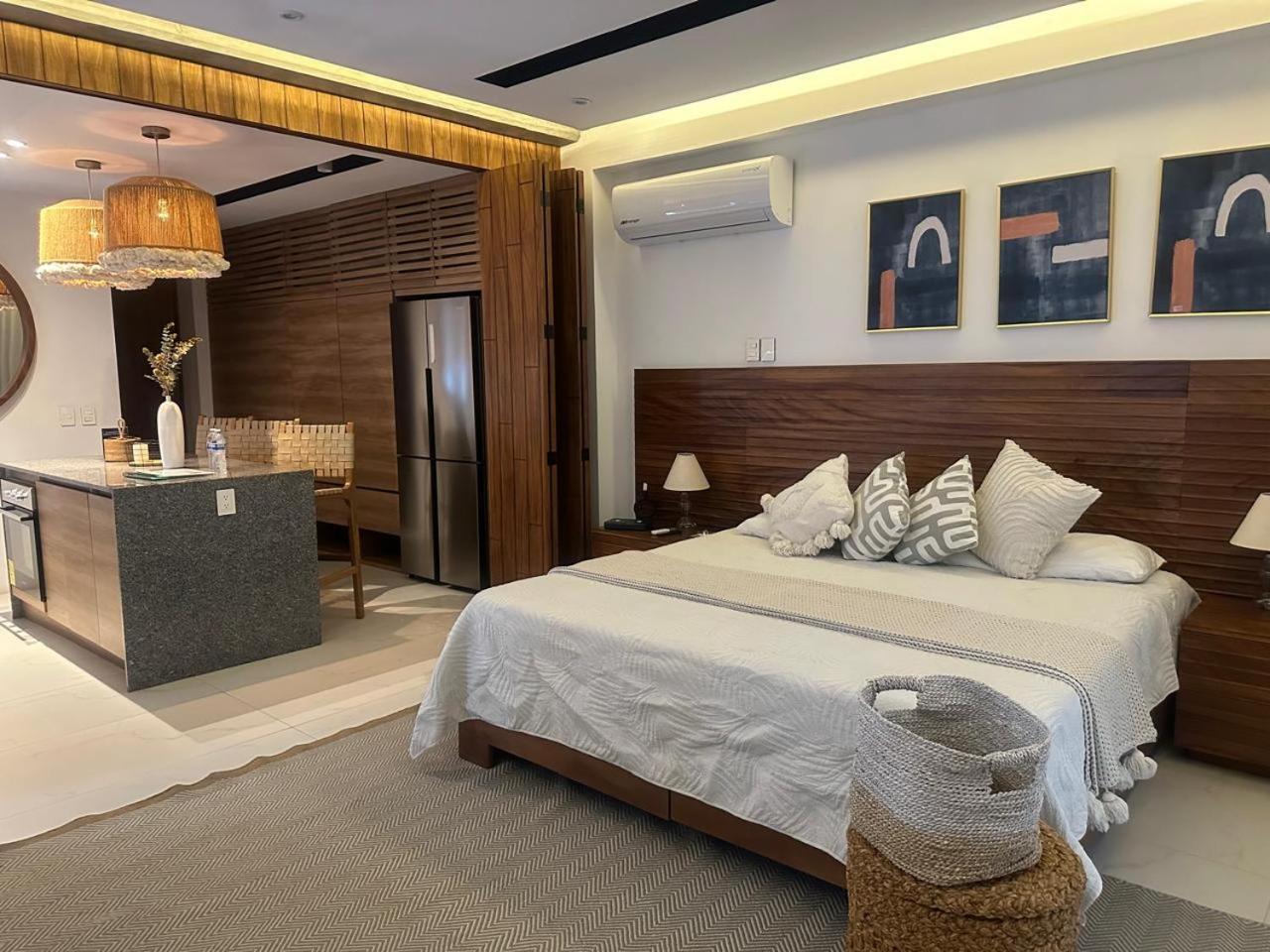 Mako 54 Hotel Puerto Vallarta Bagian luar foto